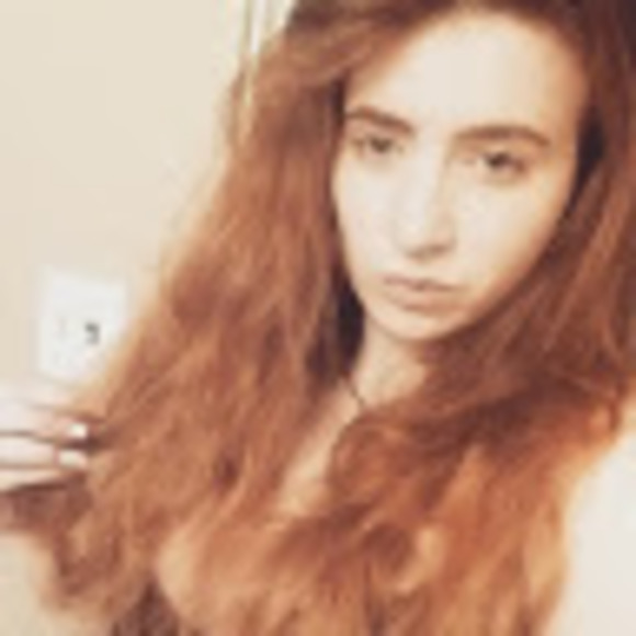 Meet your Posher, Bayleigh - Picture 1 of 1